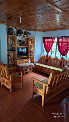 Døng-elays Homestay in Bontoc