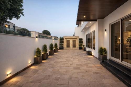 Luxury Farmhouse Just 1 km away from Airport - image 6