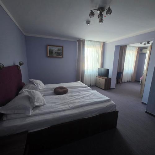 2 twin beds
