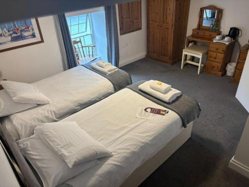 The Swordfish Inn - image 3