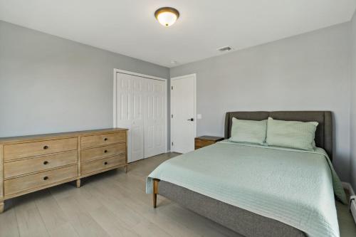 Entire Beach View Home - image 13