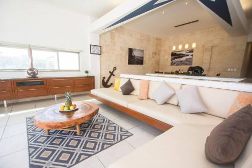 Ocean View Penthouse in the Main Center