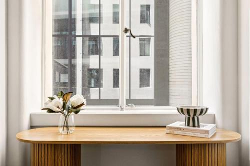 Stylish 1 Bedroom in Sydney CBD with Rooftop Pool - image 12