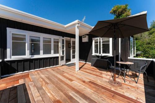 Wych Hazel - cute 2 bedroom cottage, cental Taupo in Taupo