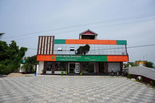 Hotel Royal Paradise - Fuel-up for the Journey