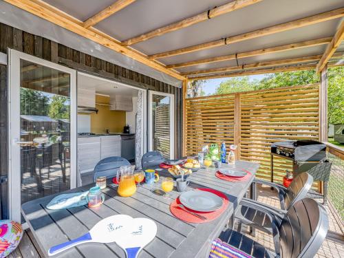 2 bedrooms, 3 beds