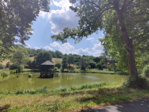 Holiday Home in Holzhausen mit Grill und Terrasse by Interhome in Herleshausen