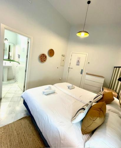 undefined Room Type - Twin Room with Bathroom