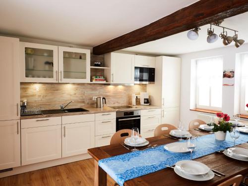 Holiday Home Fachwerkhaus mit Garten- Grill und Terrasse by Interhome in Horselberg-Hainich Ot Behringen