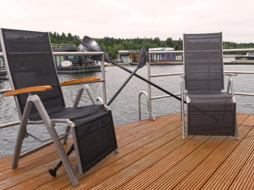 Apartment Hausboot Dolce Vita am Bärwaldersee by Interhome (Apartment Hausboot Dolce Vita am Barwaldersee by Interhome) in Grossdubrau