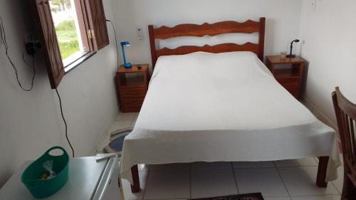 Casa Rosa da Ilha - Suíte com Ar-condicionado e Jardim Amplo