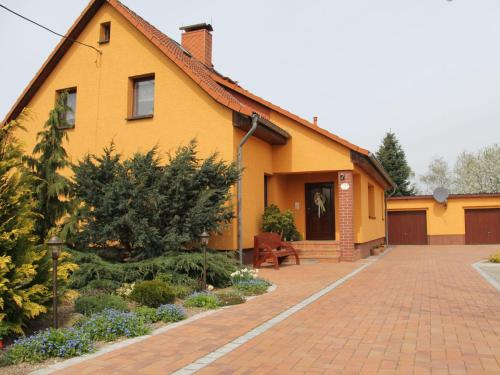 Apartment mit Fasssauna by Interhome in Malschwitz, Deutschland