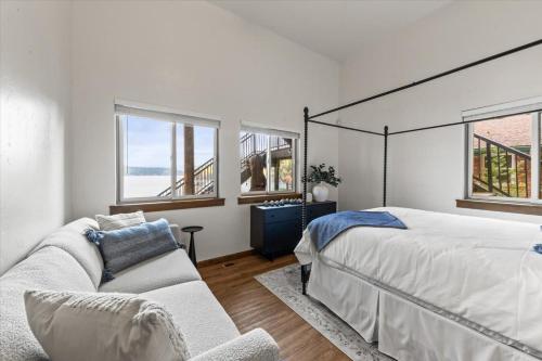DeJa View - Lower Unit - image 4