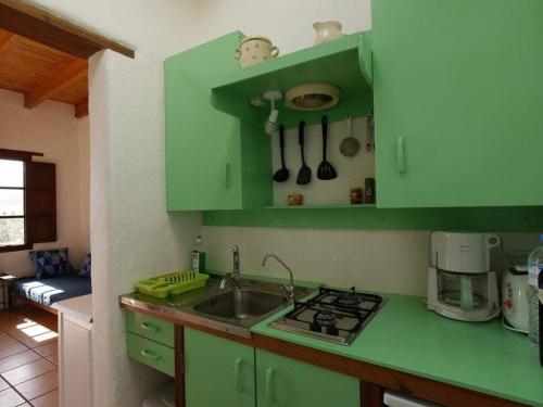 Holiday Home Casa Consultorio by Interhome in Guatiza