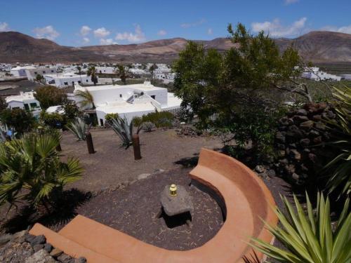 Holiday Home Casa Consultorio by Interhome in Guatiza
