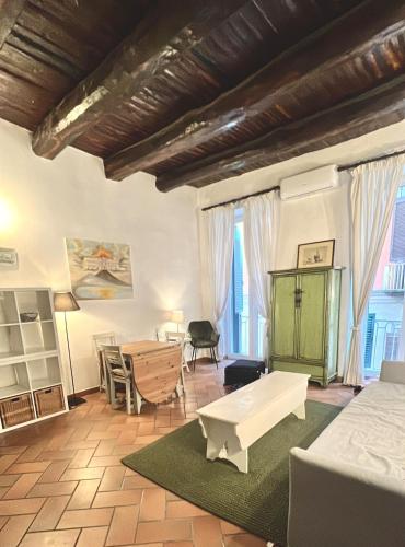 La casa di Licia a due passi da Piazza del Plebiscito