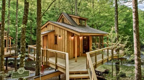 The Magnolia in Treehouse Grove at Norton Creek in Gatlinburg, USA