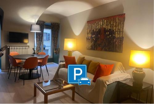 Obelisque 1850 con posto auto!, Turin