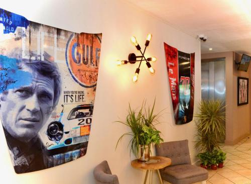 大堂, Sure Hotel by Best Western Gemenos en Provence in 熱芒奧