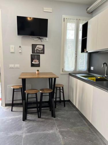 ห้องครัว, James Home in กวาร์โต ดิ อัลติโน