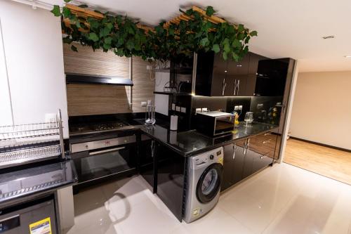 Deluxe Ocean Apartment Heliopolis - image 13