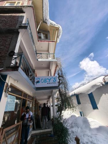 Eksterijer hotela, Joeys Hostel Manali in Manali