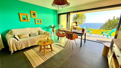 Le MANTA'LO, vue mer - logement neuf - 3 étoiles (Le MANTA'LO, vue mer - logement neuf - 3 etoiles) in Vieux Fort