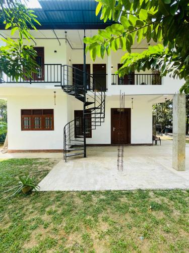 Nadee Cinnamon View – khách sạn tại Nidangala