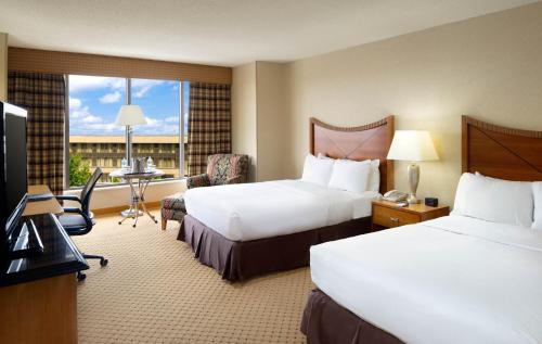 Hilton Washington Dulles Airport - image 12
