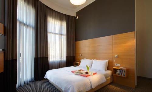 1 double bed