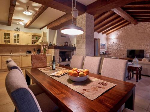 Holiday Home Villa Sujevic für unvergessliche Ferien - Istrien by Interhome (Holiday Home Villa Sujevic fur unvergessliche Ferien - Istrien by Interhome) in Karojba