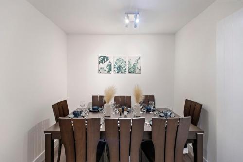 Apartment - Sleeps 11 - Hampstead Group Stay - image 9