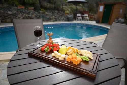 Fikardou Chalets in Ficardou