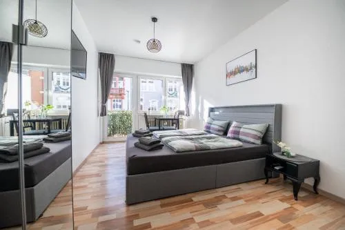 City-Apartment mit Parkplatz, Balkon und Küche in Trier, Deutschland