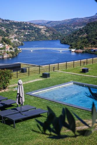 Douro Country House – khách sạn tại Ribadouro