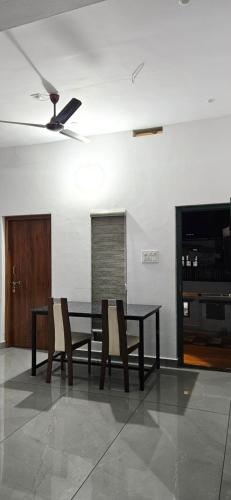 virtuve, Love Nest Inn Homestay in Agali