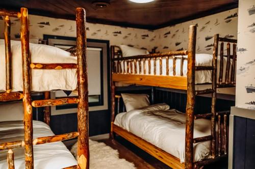Bootleggers Lodge on Lake Nokomis - image 3