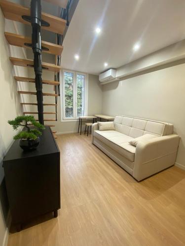 Duplex cosy sur Nice Libération – khách sạn tại Mantega