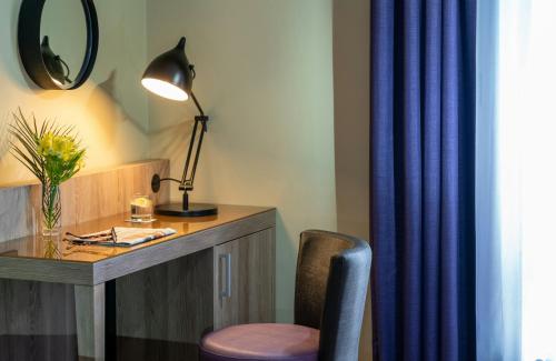 Leonardo Hotel Madrid City Center - image 3