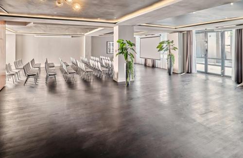 Leonardo Royal Hotel Warsaw - image 14