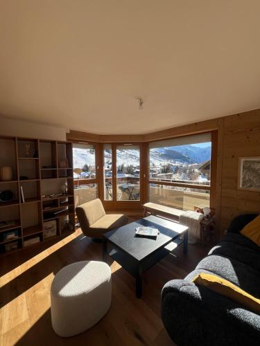 Large 3-room apartment at the foot of the slopes