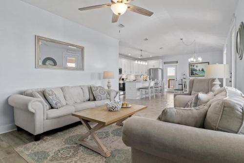 Family Coastal 4BR Home HotTub Deck 2Min Walk To Beach - image 4