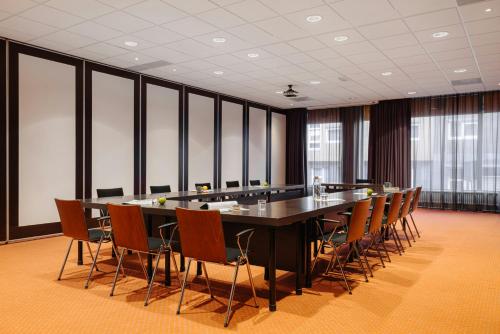 Oranje Hotel Leeuwarden - main image