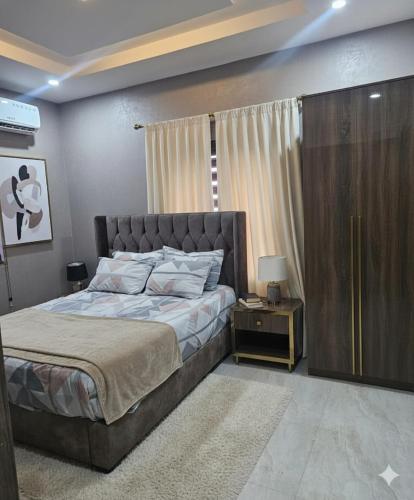 1 Bedroom Apartment with 24hrs Backup Power Supply in Portharcourt in Ikorodu