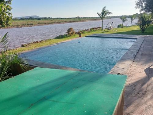 2 bedroom serviced accommodation along Zambezi River - Enjoy Game & Canoeing Safaris - Boat Cruises  in Mafuta