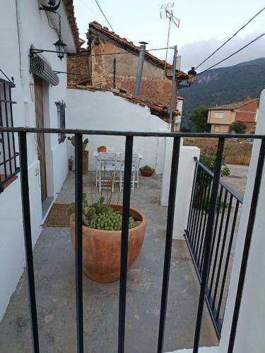 Casa El Cerrito, con fantástico patio con barbacoa y vistas a la montaña (Casa El Cerrito, con fantastico patio con barbacoa y vistas a la montana) in Los Cerezos