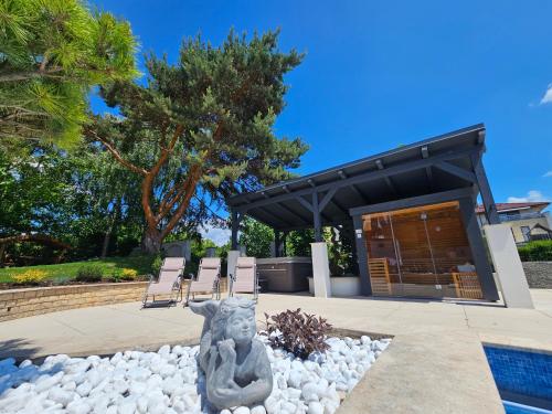 Füge Villa Luxury & Wellness (Fuge Villa Luxury & Wellness) in バラトンフレッド