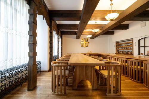 Casa de Oaspeti Sfantul Nicolae – khách sạn tại Centru