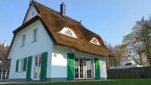 Traumhaftes Ostsee- Ferienhaus unter Reet in Rerik in Rerik, Deutschland