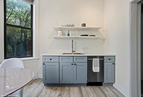 Kitchen, The Neighborhood Hotel - Lincoln Park 501 - Three Bedroom Penthouse in Lincoln Park